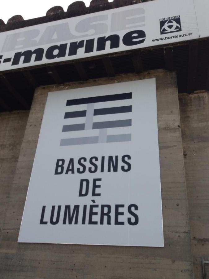 Bateau Cocoon Au Bassin Des Lumieres Hotel Bordeaux Exterior photo